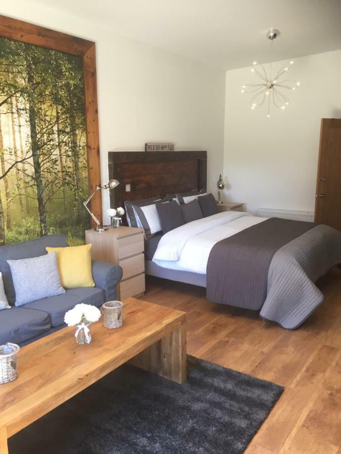 Willow Court Farm Studio South & Petting Farm, 8 Mins From Legoland & Windsor, 15 Mins From Lapland Uk 外观 照片